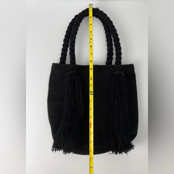 - All Black Hand-Knit Top Handle Bag - Large Wayuu Boho Shoulder Bag - Tre… - Picture 5 of 9